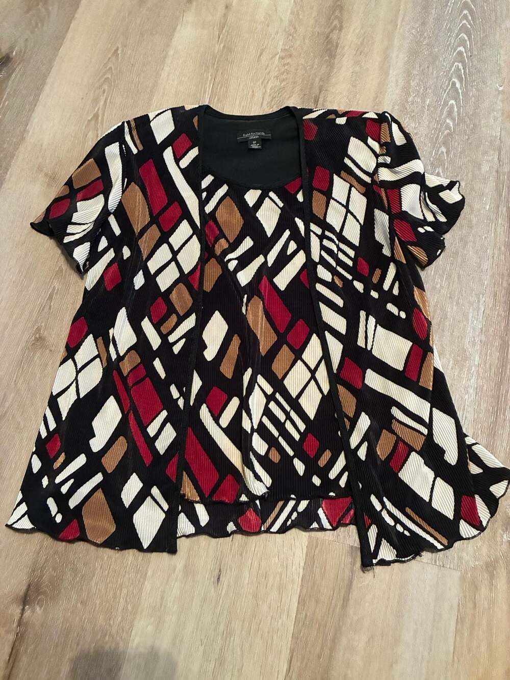 R&M Richards Geometric Blouse Size 8P Black Red White